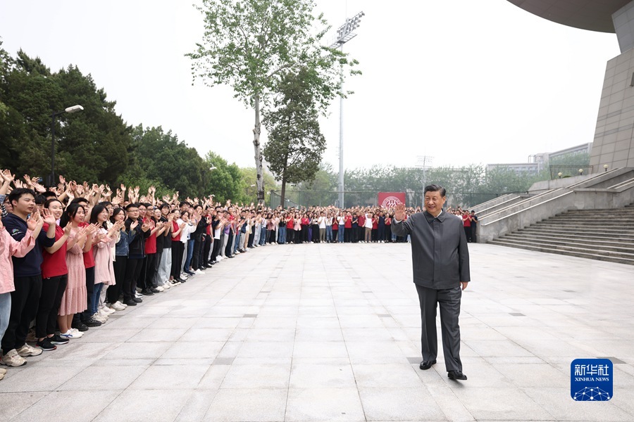 http://www.news.cn/politics/leaders/2022-04/25/1128595417_16508983616201n.jpg