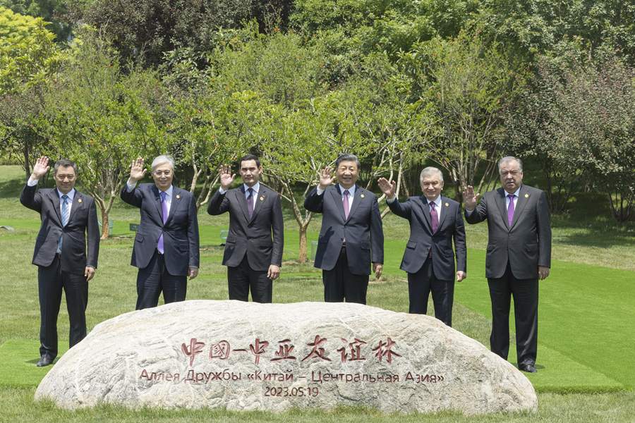 http://www.news.cn/politics/leaders/2023-05/19/1129628936_16844938941411n.jpg