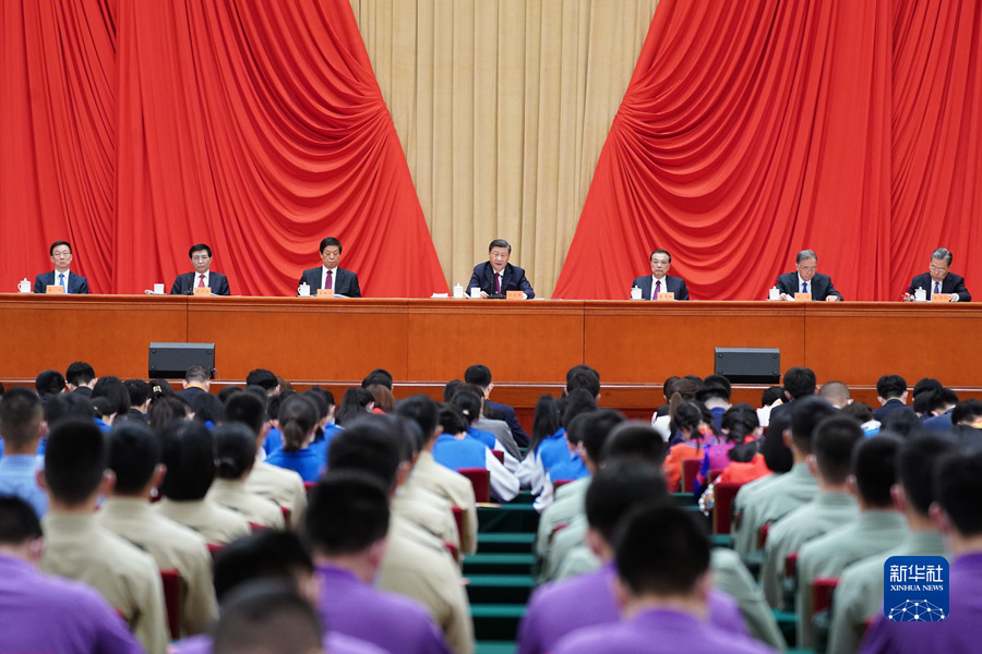 http://www.news.cn/politics/leaders/2022-05/10/1128638080_16521895297271n.jpg http://www.news.cn/politics/leaders/2022-05/10/1128638080_16521895297271n.jpg