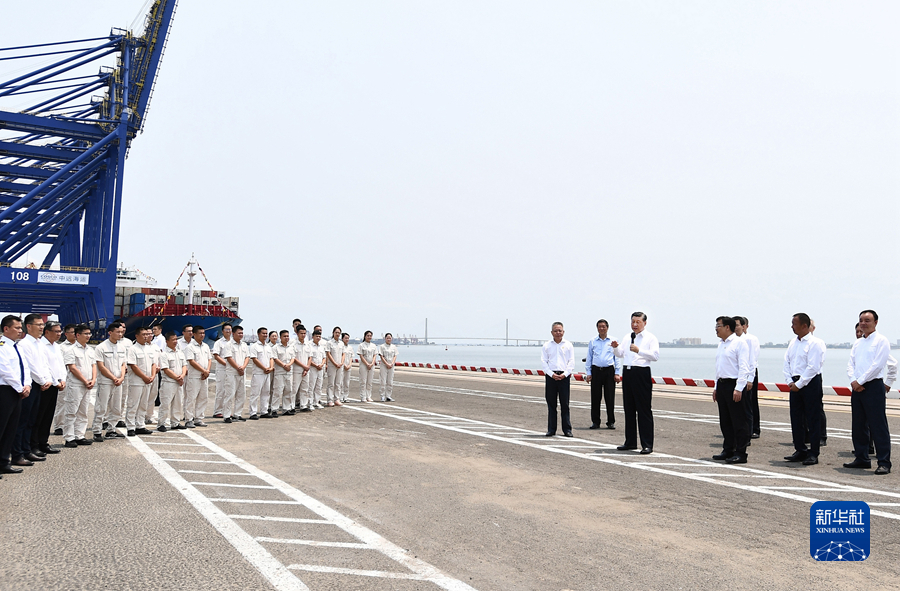http://www.news.cn/politics/leaders/2022-04/13/1128557517_16498600027911n.JPG