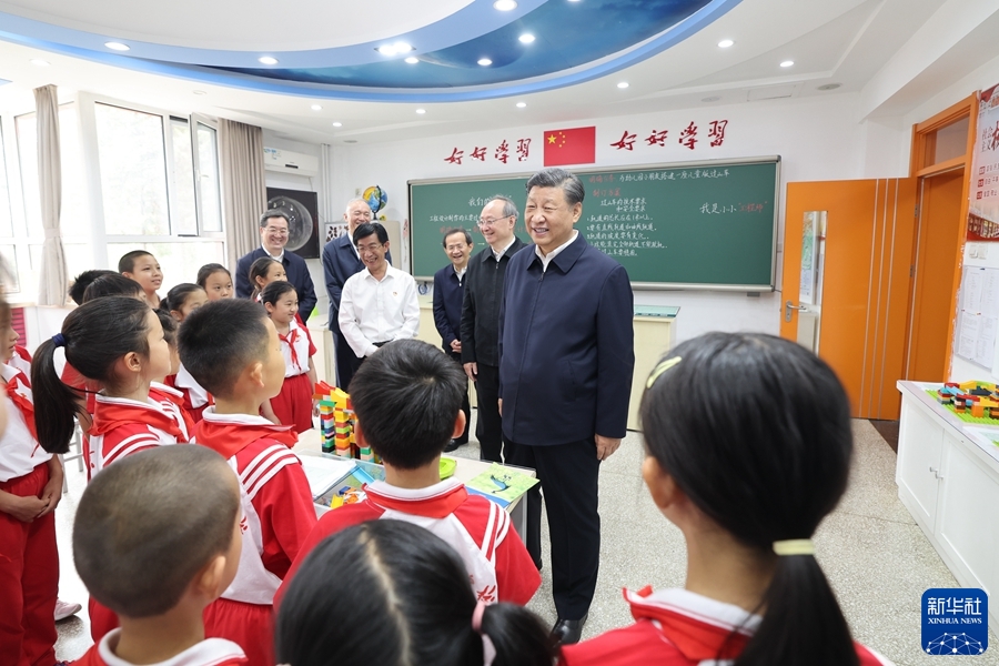 http://www.news.cn/politics/leaders/2023-05/31/1129660307_16855438055101n.jpg