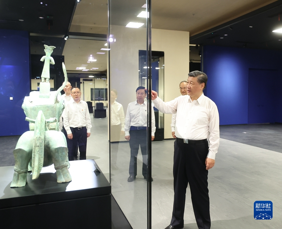 http://www.news.cn/politics/leaders/2023-07/29/1129775942_16906399046161n.jpg