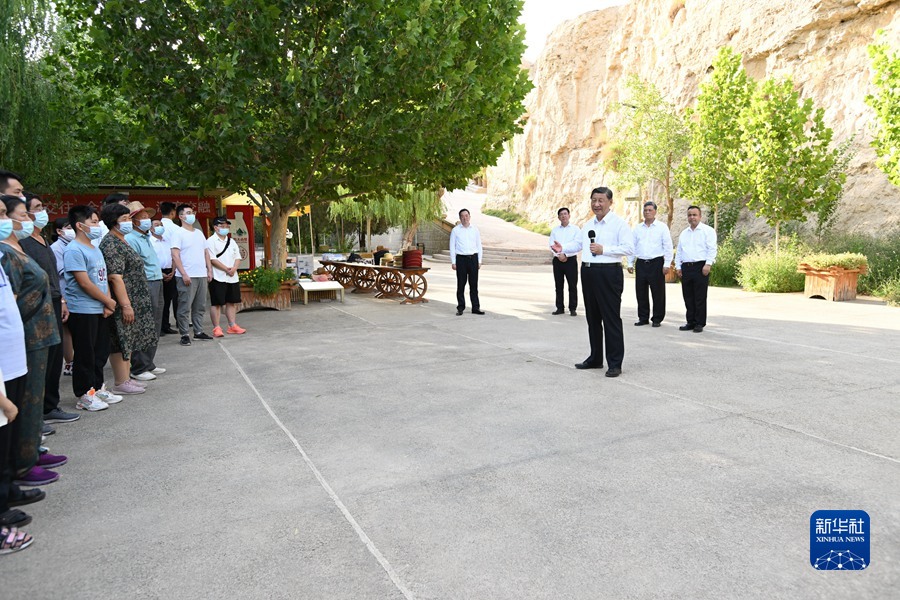 http://www.news.cn/politics/leaders/2022-07/15/1128836147_16578992049191n.jpg