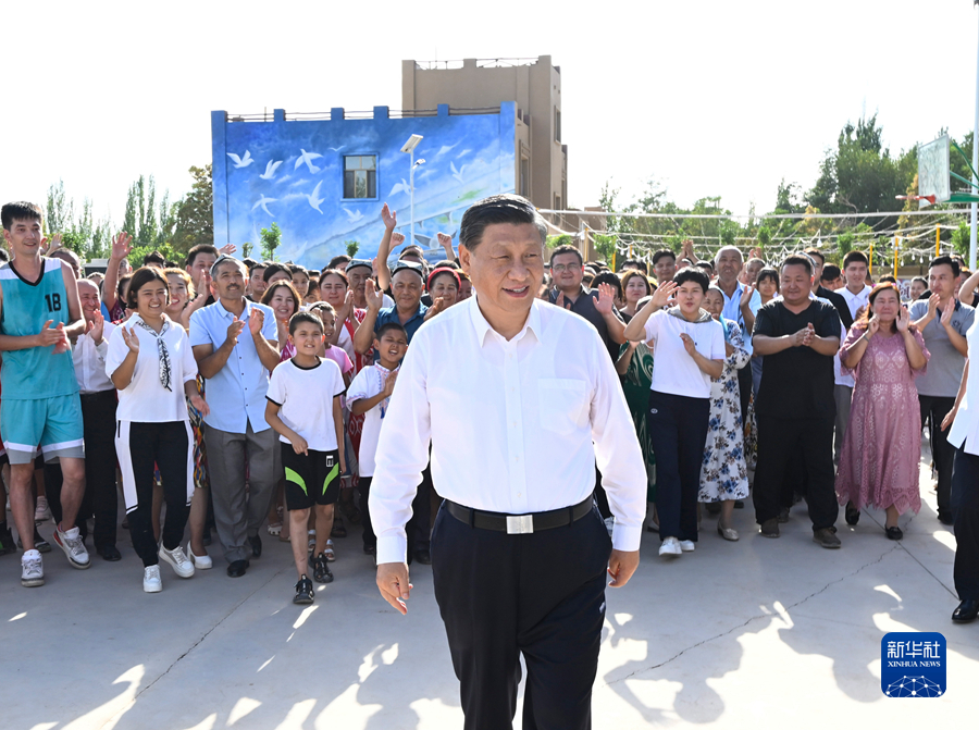http://www.news.cn/politics/leaders/2022-07/15/1128836147_16578971672131n.JPG