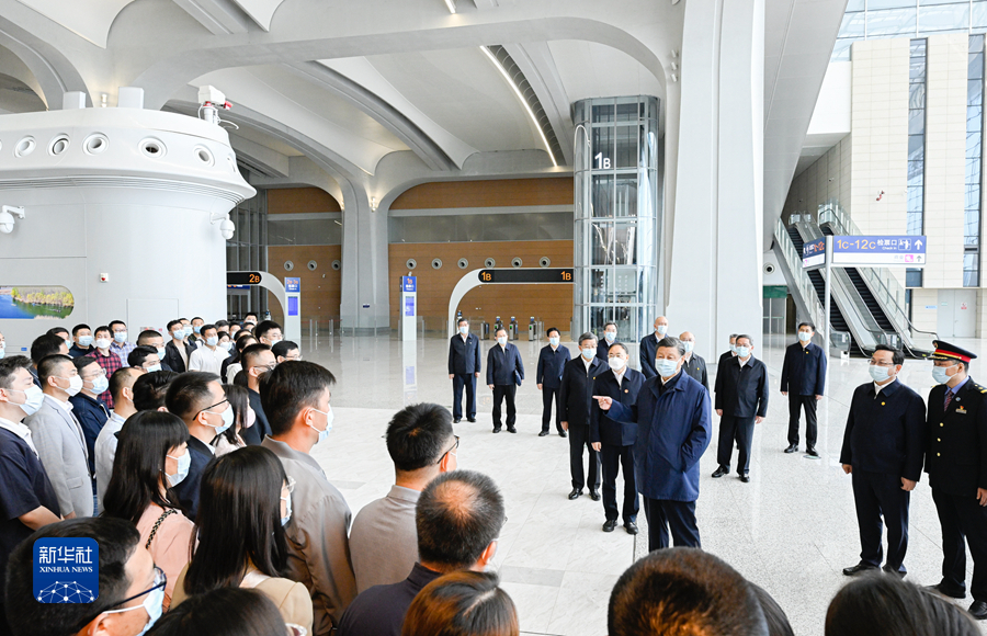 http://www.news.cn/politics/leaders/2023-05/10/1129604626_16837339271191n.JPG